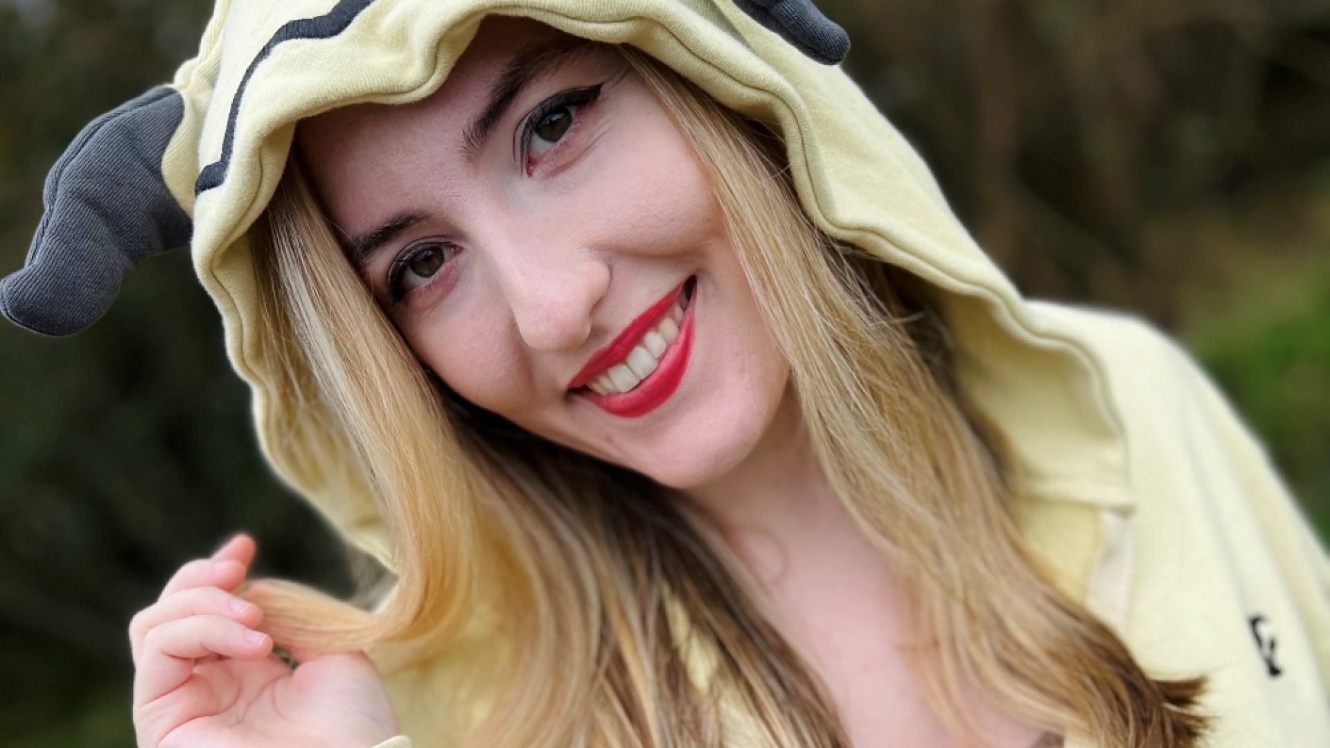 <a href='https://www.twitch.tv/stephofanime' target='blank'>StephOfAnime</a>
