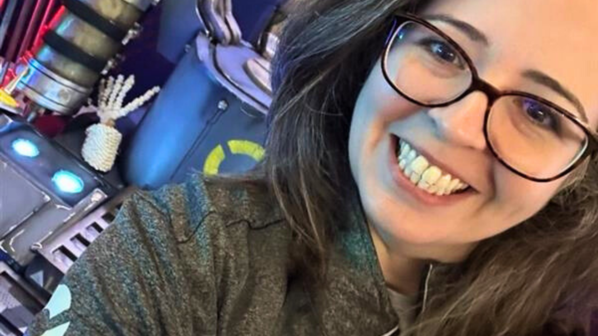 <a href='https://www.twitch.tv/lenovolegion' target='blank'>lenovolegion</a>