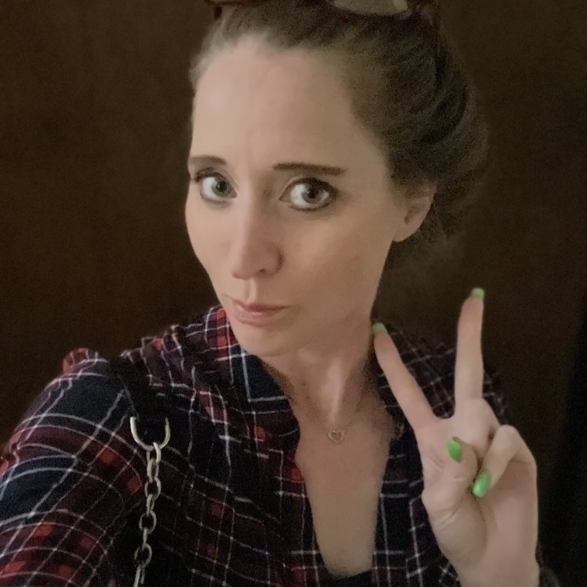 <a href='https://www.twitch.tv/nariasway' target='blank'>Naria Sway</a>