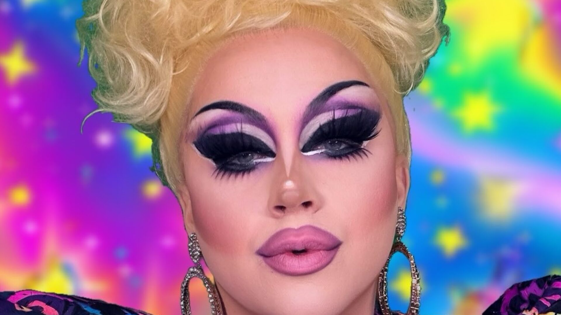 <a href='https://www.twitch.tv/dragtrashly/' target='blank'>dragtrashly</a>